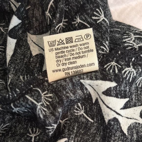 Gudrun Sjoden “Dandelion” Jersey Dress, Black/Print, Size Medium - Picture 13 of 15